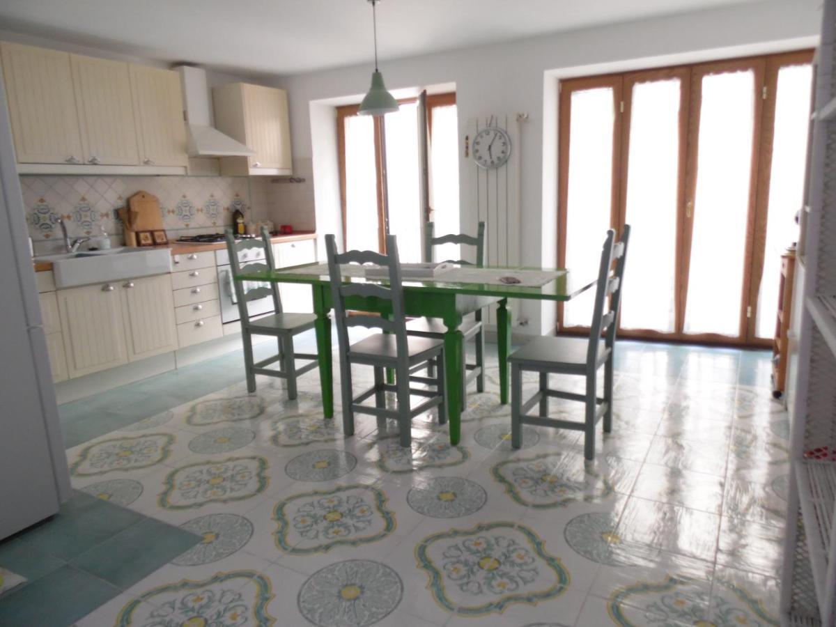 A Casa Di Monica Pozzuoli Exterior foto
