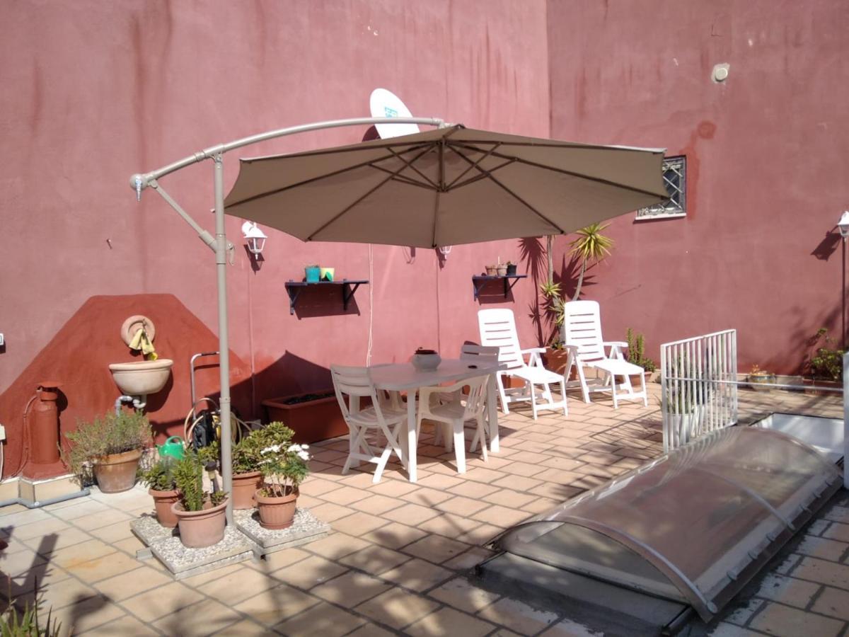 A Casa Di Monica Pozzuoli Exterior foto