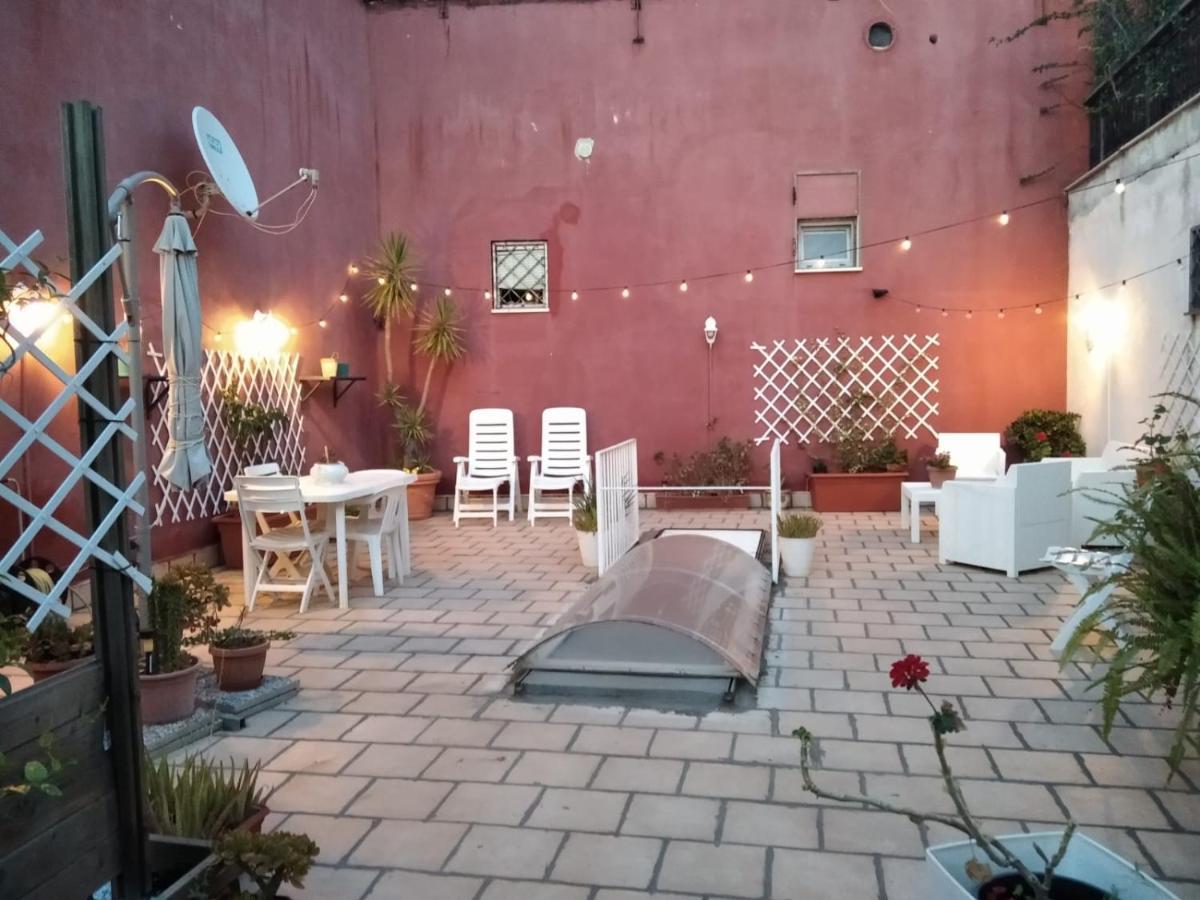 A Casa Di Monica Pozzuoli Exterior foto