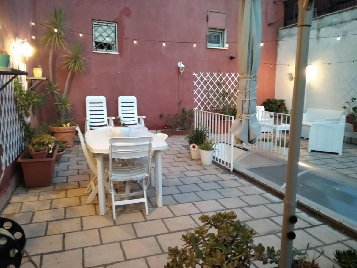 A Casa Di Monica Pozzuoli Exterior foto
